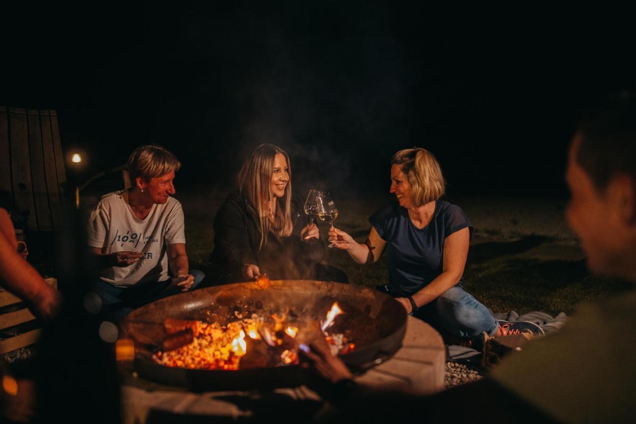 מלון סבטי מרטין נה מורי Wine Camp Hazic מראה חיצוני תמונה